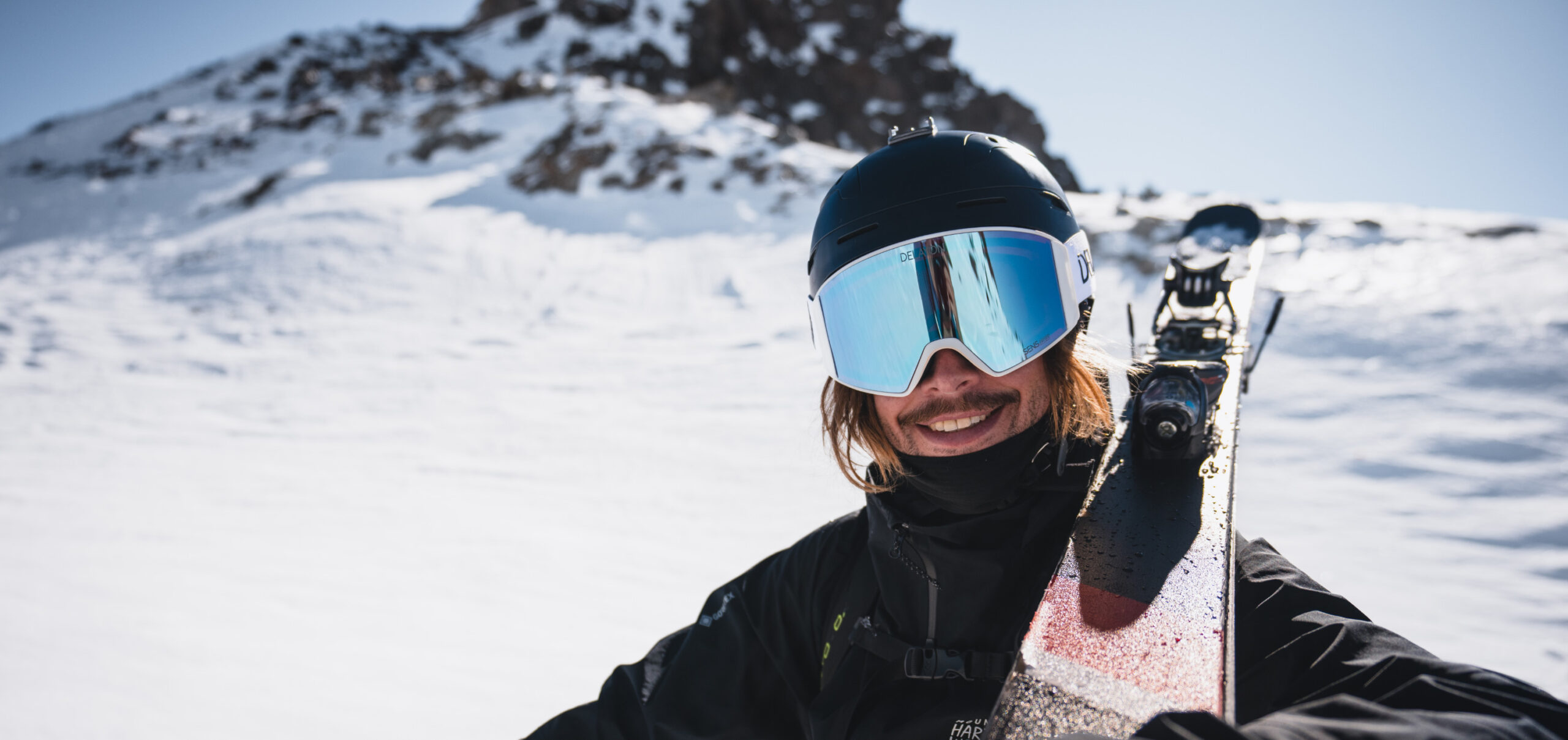 Delayon_Eyewear_Ridge_Banner_weiss